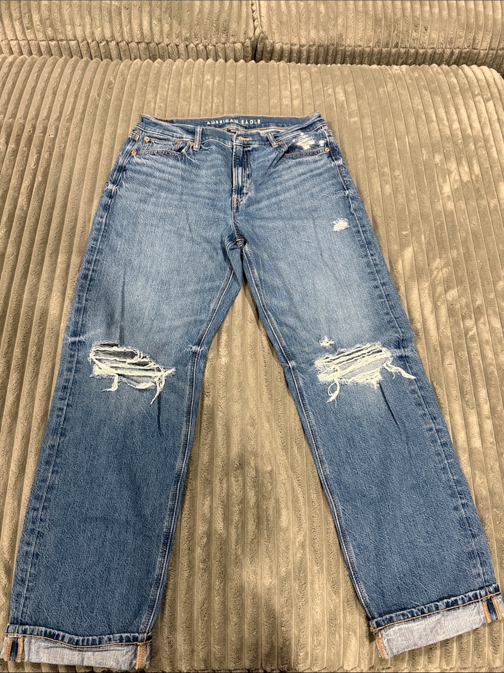 American Eagle Outfitters Women's Blue Distressed Boyfriend Jeans
